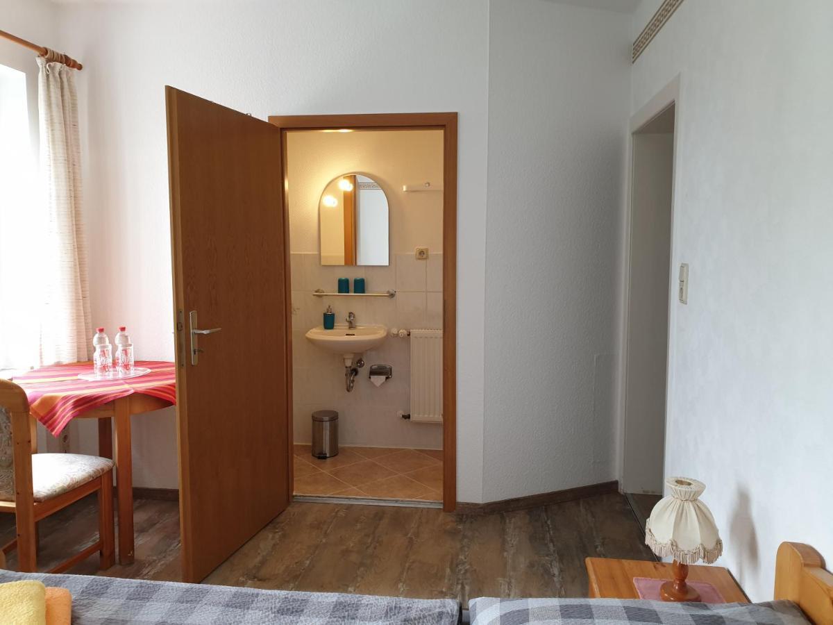 Kottmarschenke - Gaestezimmer Und Ferienwohnung Am Kottmar Ngoại thất bức ảnh
