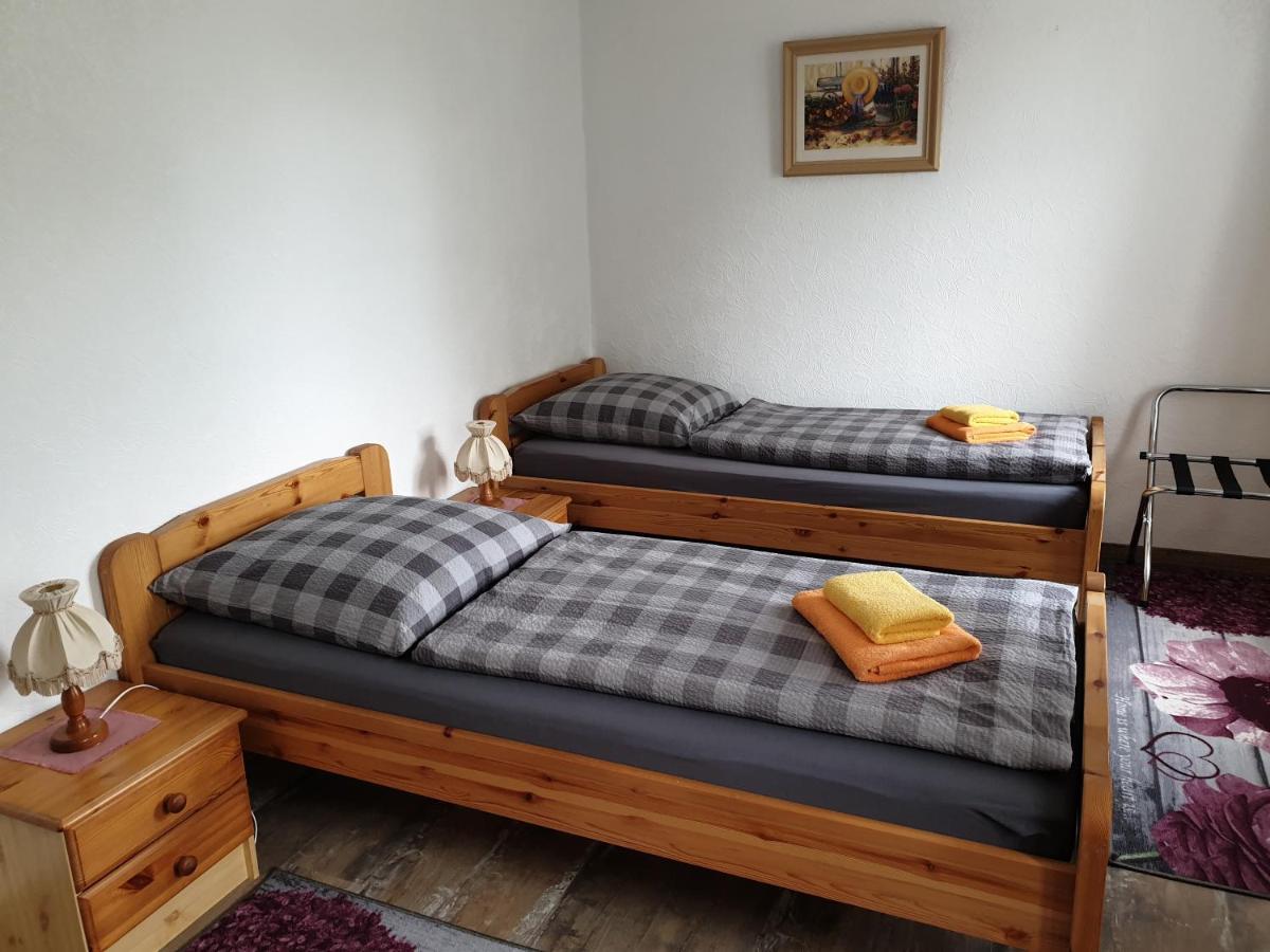 Kottmarschenke - Gaestezimmer Und Ferienwohnung Am Kottmar Ngoại thất bức ảnh
